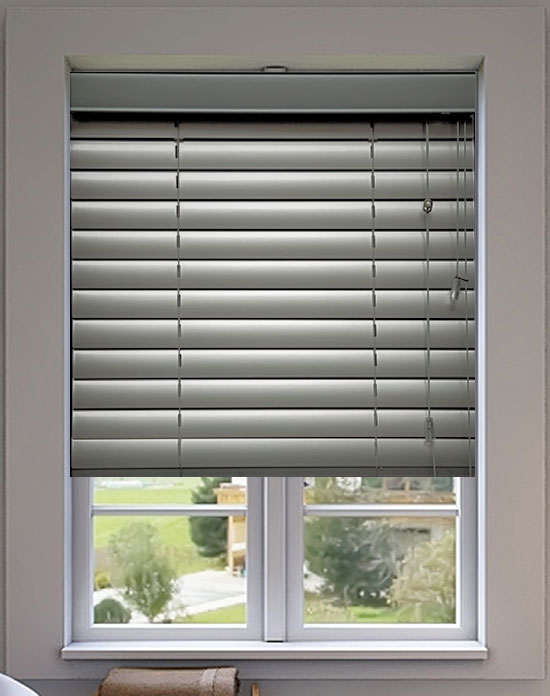 50mm aluminium venetian blind in silver colour inside window frame